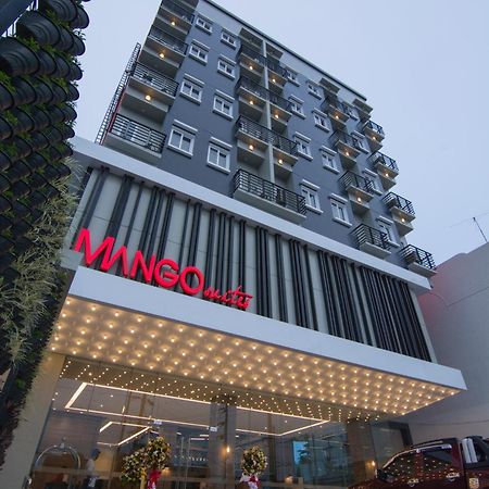 Mango Suites Cauayan Kültér fotó